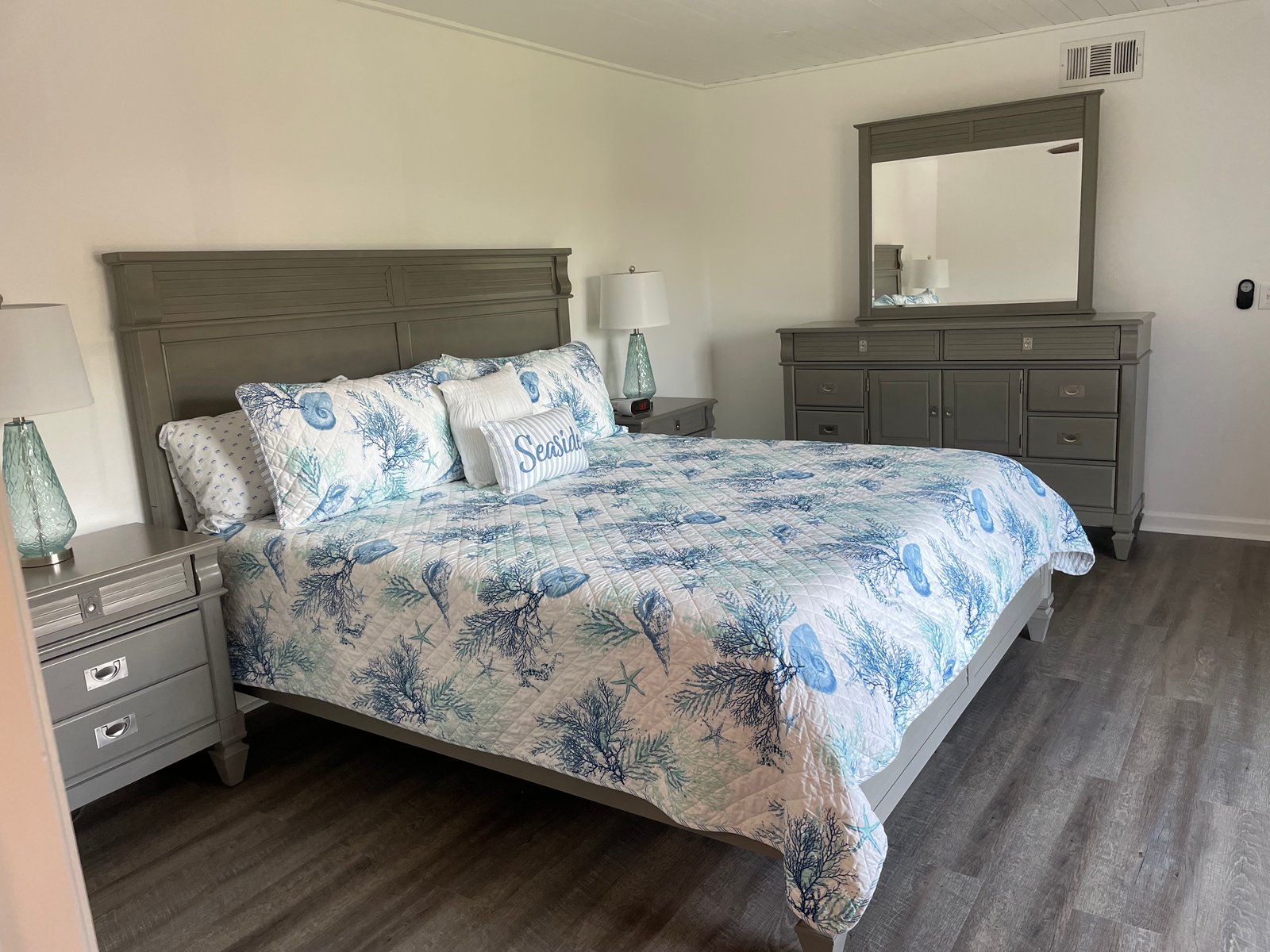 1420 Ocean Way photo 3